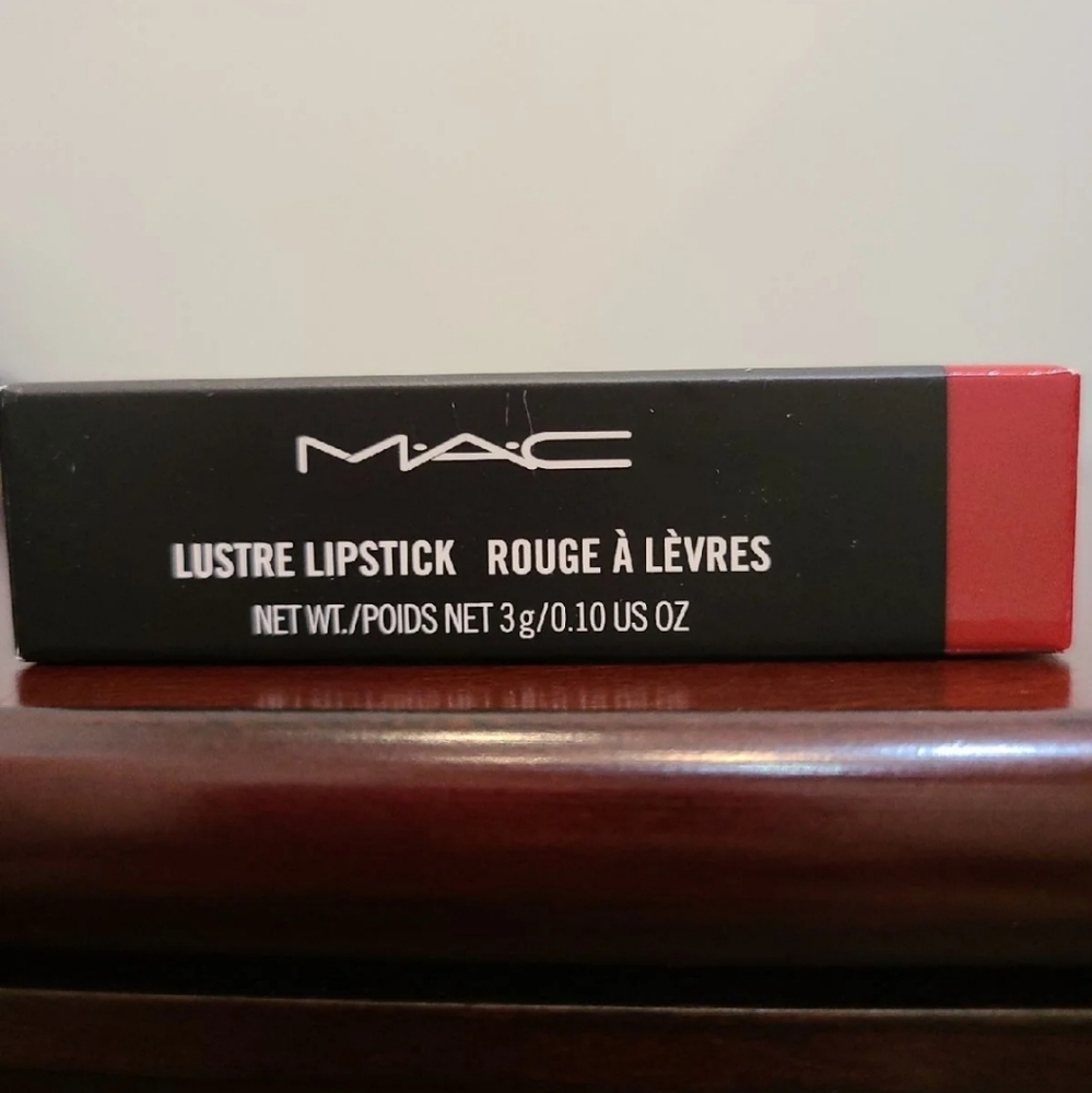 --SOLD--MAC Lustre Lipstick - 510, Lady Bug - Picture 1 of 6